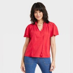 NWT Knox Rose™ Women's Short Sleeve V-Neck Woven Eyelet Top